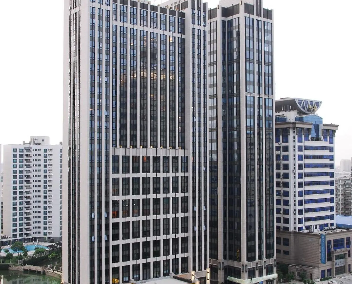 Wealthy All Suite Hotel Suzhou Suzhou