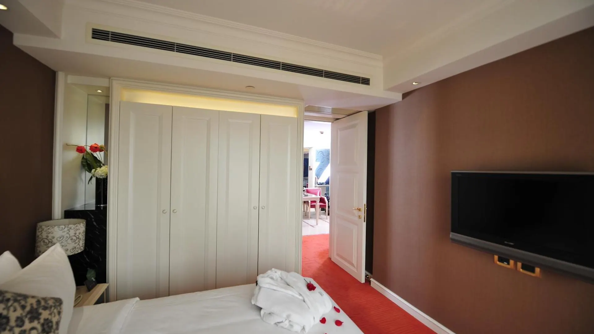 Wealthy All Suite Hotel Suzhou Suzhou