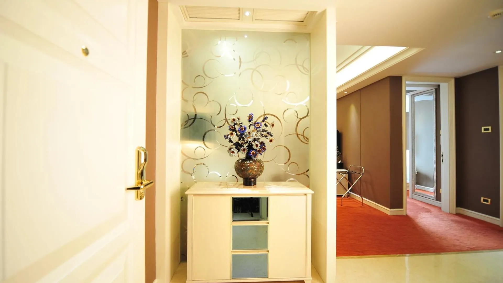 Wealthy All Suite Hotel Suzhou Suzhou